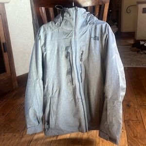 The North Face ski and snowboard jacket grey and cozy